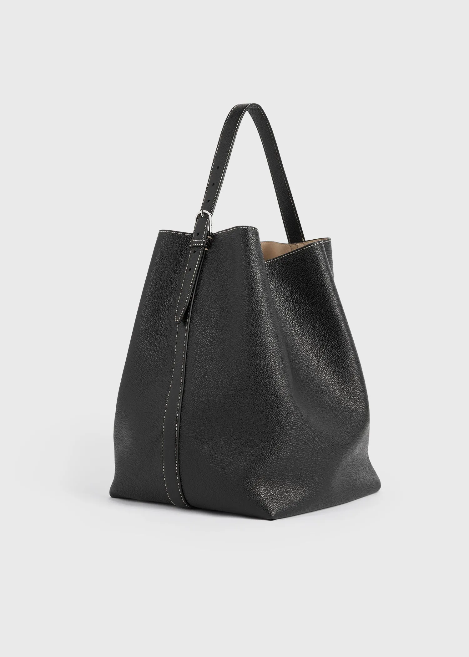 Belted tote black grain