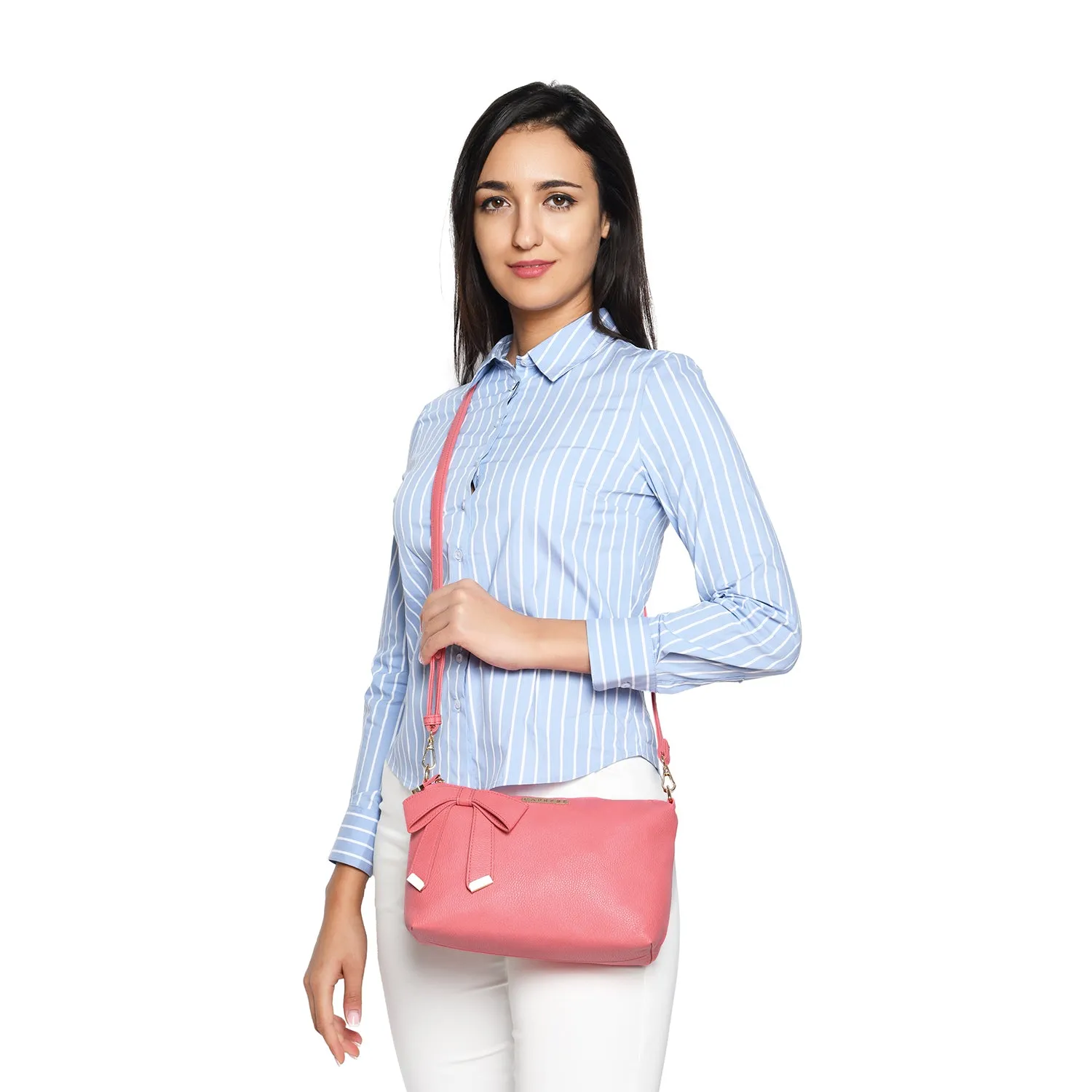 Caprese Alexandria Sling Medium