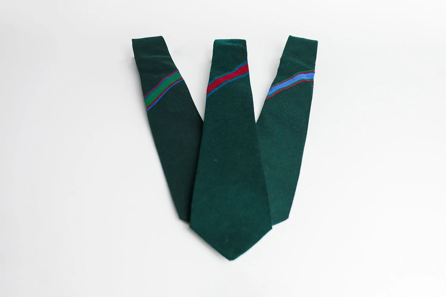 Junior School Gr. 4-6 Tie