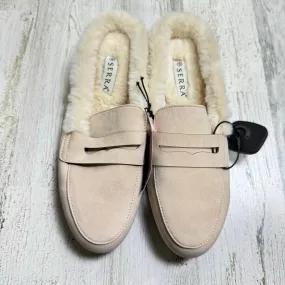 Slippers By Serra  Size: 9